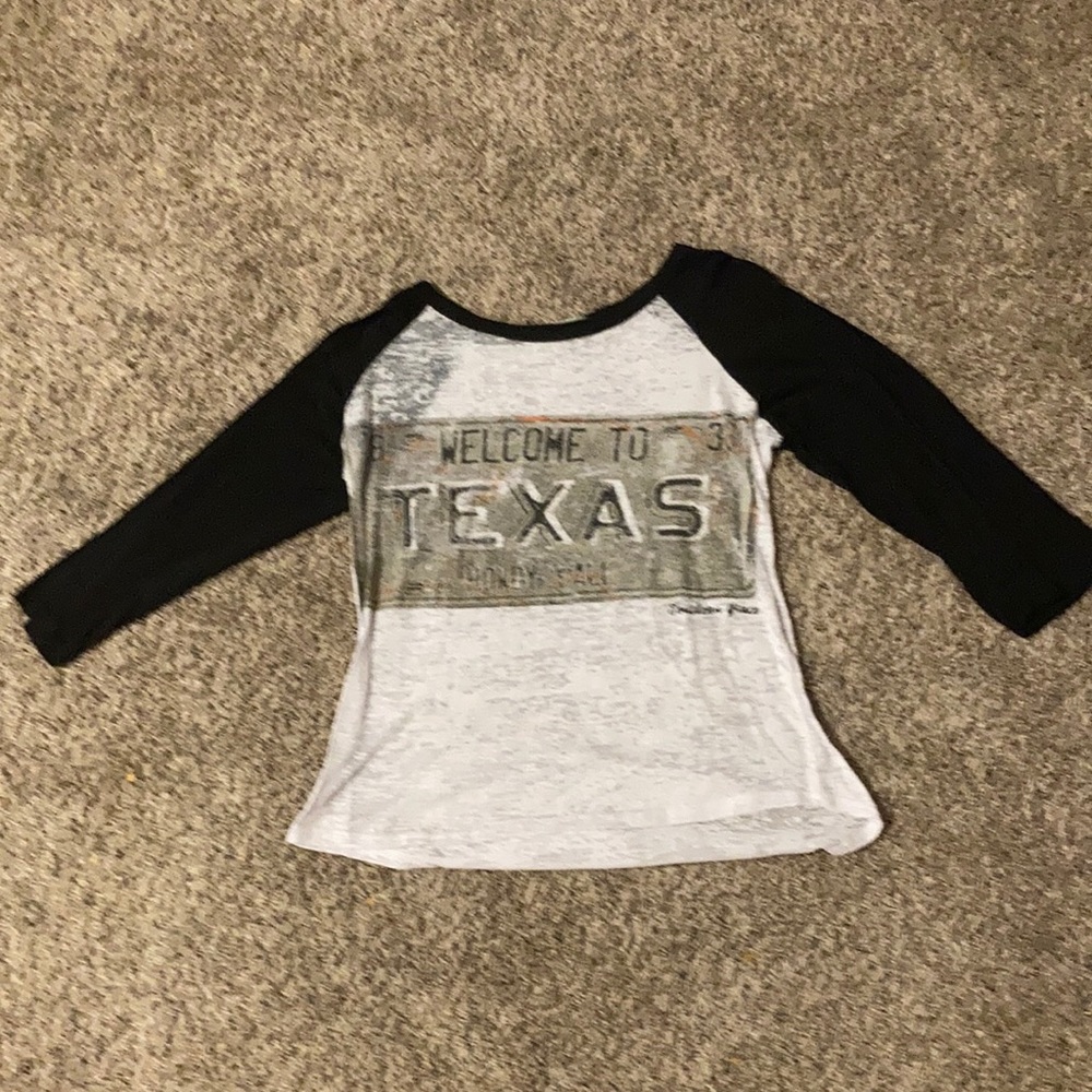 Super cute souther grace welcome to Texas howdy y’all size medium